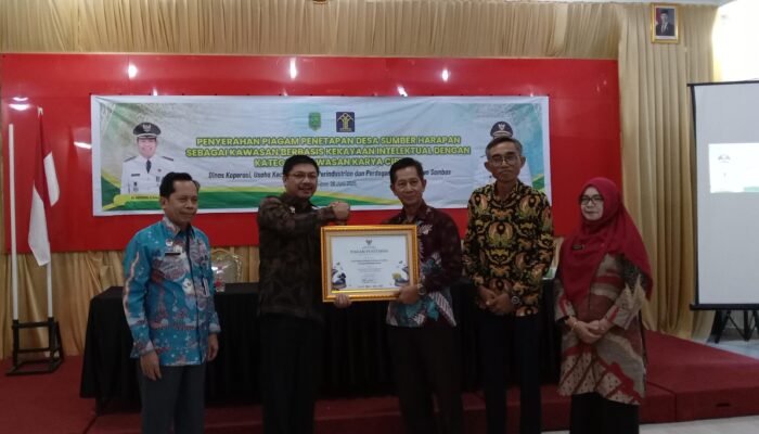 Desa Sumber Harapan Kabupaten Sambas Ditetapkan Sebagai Kawasan Berbasis Kekayaan Intelektual