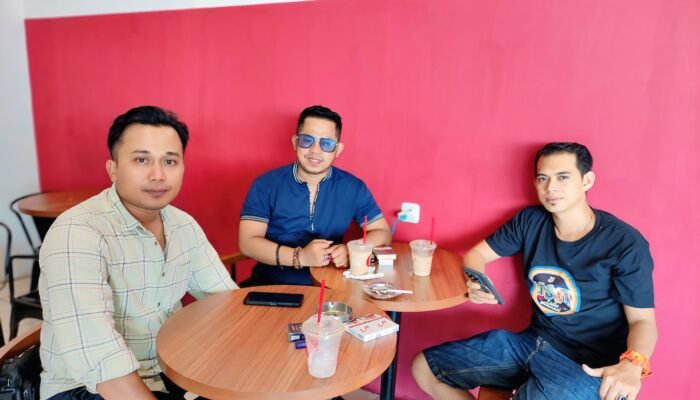 Choirussaib Kawal Aspirasi Warga Desa Pasir: Jika Ada Pelanggaran, Aktivitas Perusahaan Harus Dihentikan!