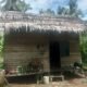 Penampakan rumah Zulkarnain di Kuala Secapah, Kabupaten Mempawah. Sepekan yang lalu rumah ini ia robohkan demi keselamatan keluarganya.