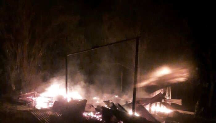 Teror Bakar Rumah dan Penembakan Guncang Kecamatan Air Upas, Warga Desak Aparat Bertindak Tegas