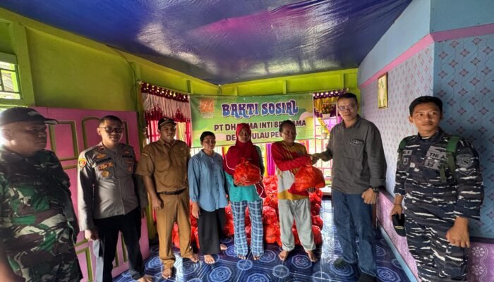 PT DIB Salurkan Bantuan Pangan Kepada Warga Desa Pelapis Terdampak Paceklik