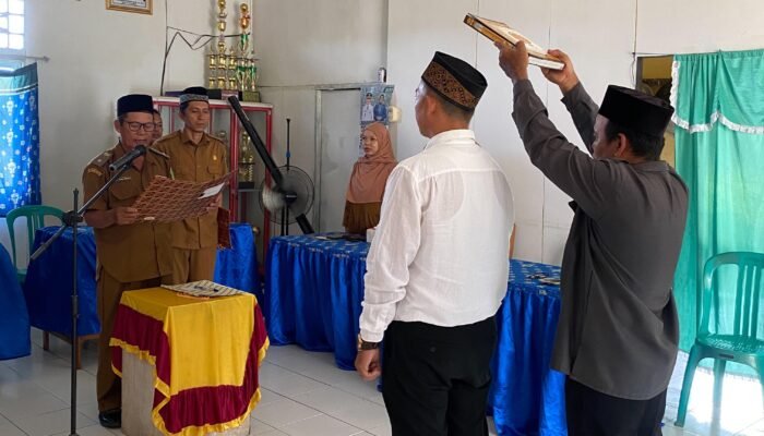Pelantikan Sekdes Baru di Desa Tangaran Diharapkan dapat Mendorong Kemajuan Desa