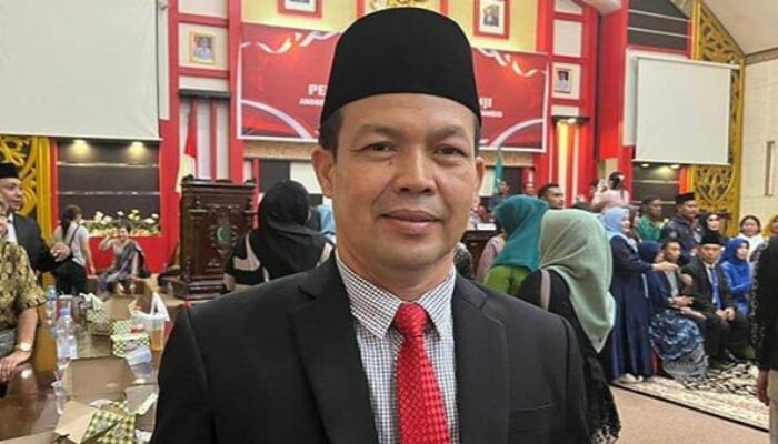 Abu Bakar Sebut DPRD Sambas akan Tunggu Keputusan MK Terkait Wacana Perpanjangan Masa Jabatan Dewan