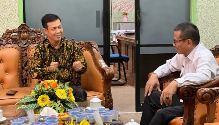 Terima Kunjungan Kepala Kantor Kemenag, Ketua DPRD Siap Bangun Sinergi Perkuat Program Keagamaan