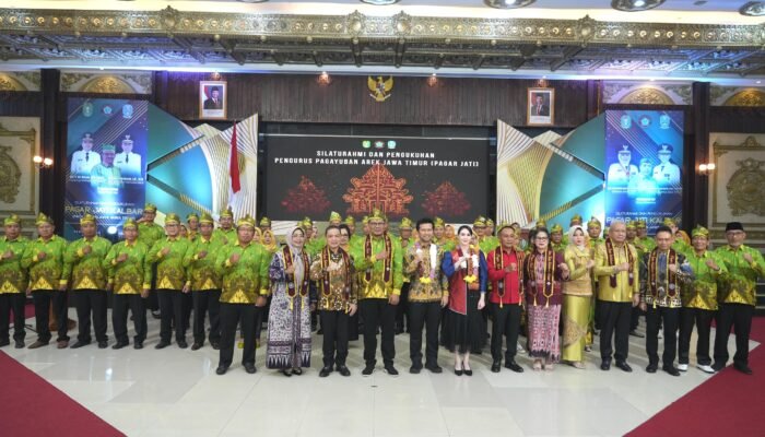 Lantik Pengurus Pagar Jati, Norsan Harap Jatim dan Kalbar Dapat Berkolaborasi Maksimalkan Potensi Daerah