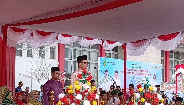 Peringati 26 Tahun Perpindahan Ibu kota Sambas, Bupati Satono Berkomitmen untuk Bangun Daerah yang Berdaya Saing