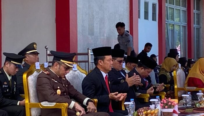 Hadiri Upacara HUT Bhayangkara ke-79, Ketua DPRD Sambas Apresiasi Kinerja Polri