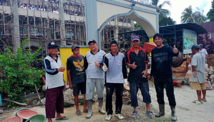 Hidupkan Semangat Gotong Royong, Dukung Pembangunan dan Pariwisata di Sambas