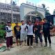 Potret semangat gotong royong masyarakat Kabupaten Sambas.