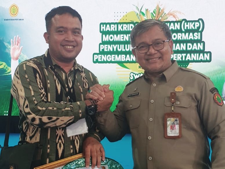 Darma Irawan PPL dari Sambas raih penghargaan nasional.