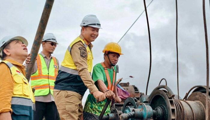 Resmikan Pembangunan Jalan Pelang–Kepuluk, Bupati Sebut Infrastruktur untuk Persatuan dan Harapan