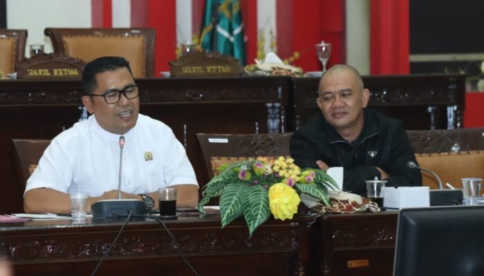DPRD Sambas Gelar Rapat Dengar Pendapat Bahas Implementasi Regulasi Jasa Konstruksi Lokal