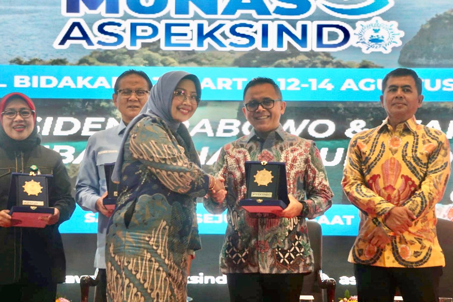 Bupati Erlina