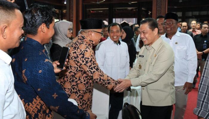 Buka Kegiatan Sosialisasi Koperasi Merah Putih, Gubernur Norsan Harap Kades/Lurah Lebih Semangat Pimpin Koperasi