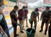 Kejari Sambas Musnahkan Barang Bukti 39 Perkara Pidana dari Narkotika hingga Uang Palsu