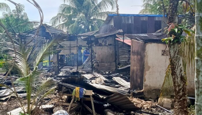 Rumah Warga di Semparuk Ludes Dilahap Sijago Merah, Kerugian Ditafsir Hingga Ratusan Juta Rupiah