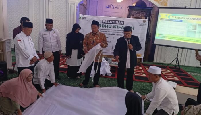 Baznas Kabupaten Mempawah Berikan Pelatihan Fardhu Kifayah di Tiga Zona