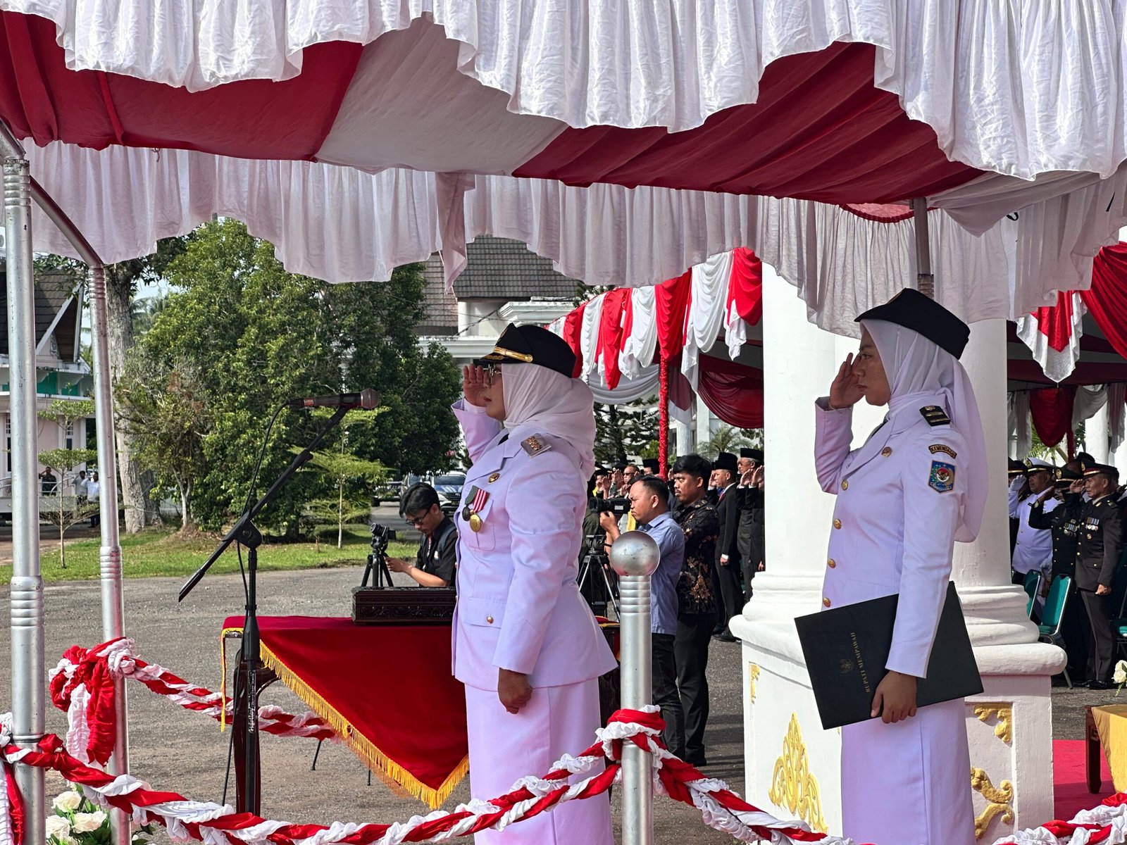 Momen upacara peringatan HUT ke-80 Republik Indonesia di Kabupaten Mempawah.