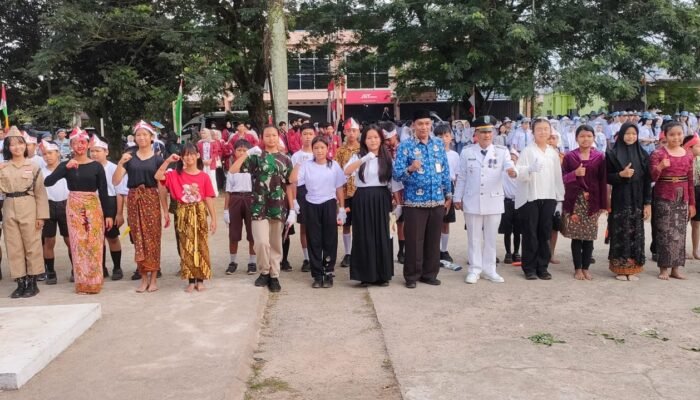 Atraksi Teater Kolosal Meriahkan HUT ke-80 RI di Sungai Pinyuh
