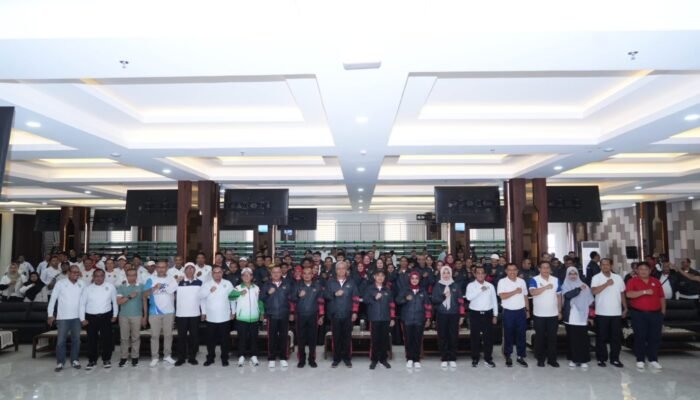 Gubernur Norsan Lepas 121 Orang Kontingen KORPRI Kalbar untuk Ikuti PORNAS KORPRI XVII di Sumatra Barat