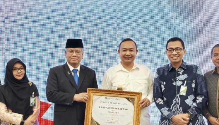 Pemkab Ketapang Raih Juara Pertama Paritrana Award 2025