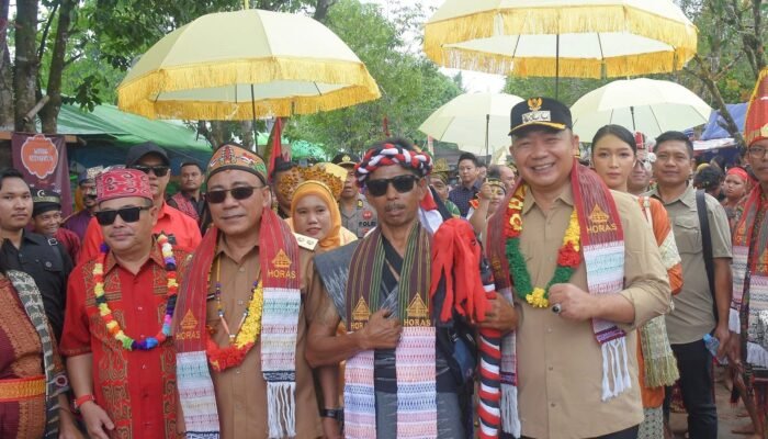 Bupati Ketapang Hadiri Festival Seni Budaya Balai Berkuak II yang Dibuka Wakil Gubernur Kalbar