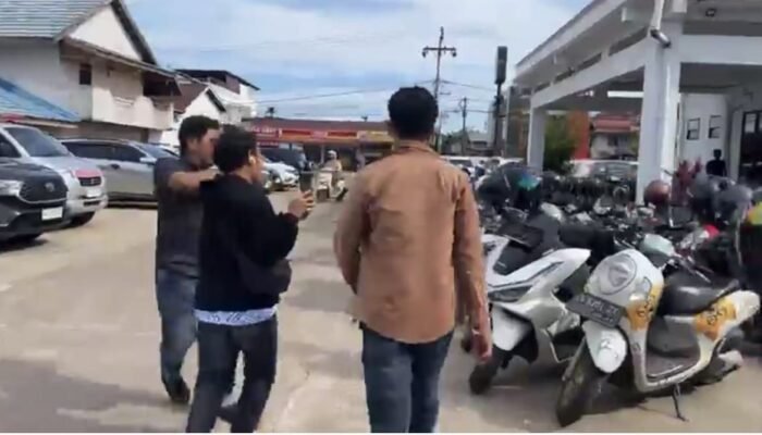 Kepala Dapur MBG Bungkam Soal Keracunan Siswa di Ketapang