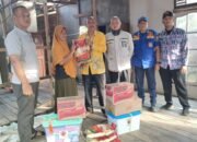 BPBD Kabupaten Mempawah menyalurkan bantuan kepada korban kebakaran di Jalan Pancasila Sungai Pinyuh.