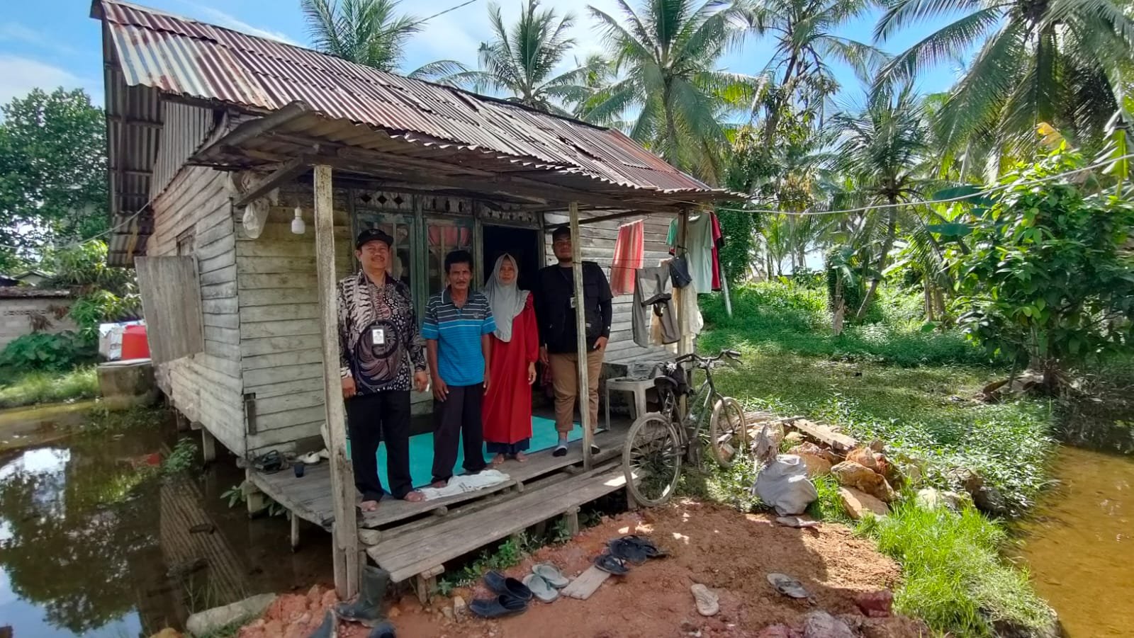 Kondisi rumah tak layak huni milik Nurjamaliah warga Nusapati.
