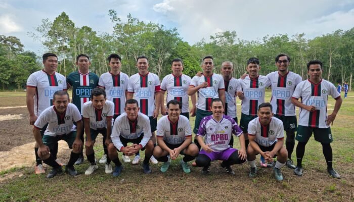 Turnamen Olahraga Semarakkan Desa Mekar Sekuntum Kecamatan Teluk Keramat