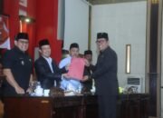 APBD Perubahan Kabupaten Sambas 2025 disahkan. Badan anggaran ungkap pinjaman daerah hanya disetujui sekitar Rp80 miliar.