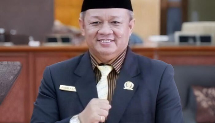 Ketua DPRD Mempawah Apresiasi: Jalan Adi Wijaya Dapat Perhatian Serius Bupati