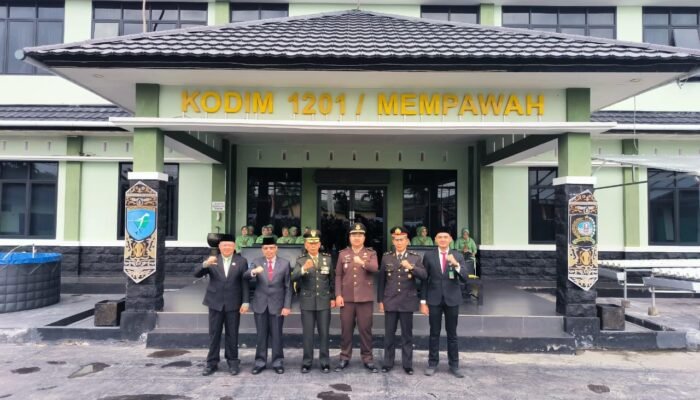 Ketua DPRD Mempawah: TNI Dekat dan Tumbuh Bersama Rakyat