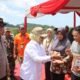 Bupati Mempawah, Erlina di sela kegiatan tanam jagung serentak kuartal IV.