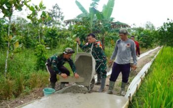 Satgas TMMD bangun jalan rabat beton 500 meter di Kota Lama Galing.