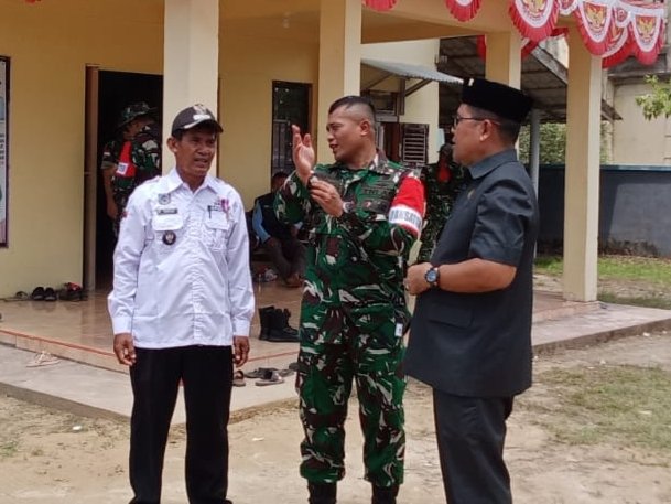 Ketua Komisi IV DPRD, Mardani mengapresiasi TMMD Kodim Sambas.