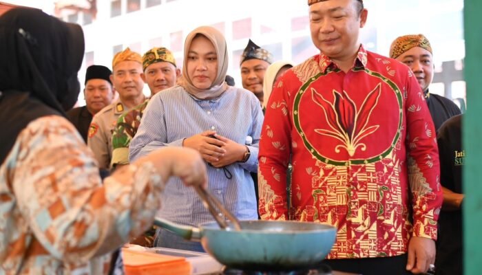 Bupati Ketapang Apresiasi Festival Kuliner Sunda: Harmoni Budaya di Tanah Kayong