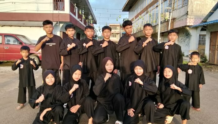 Ikuti Kejuaraan Pencak Silat di Pemangkat, Kontingen Pondok Pesantren At Tawassul Raih 11 Mendali Emas
