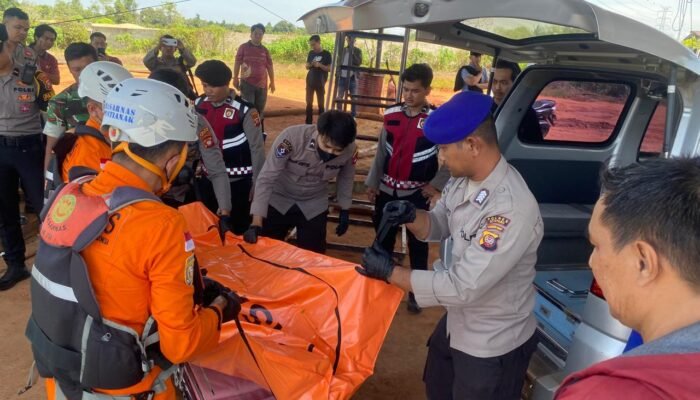 Sesosok Mayat Ditemukan Terapung di Sungai Pawan Ketapang