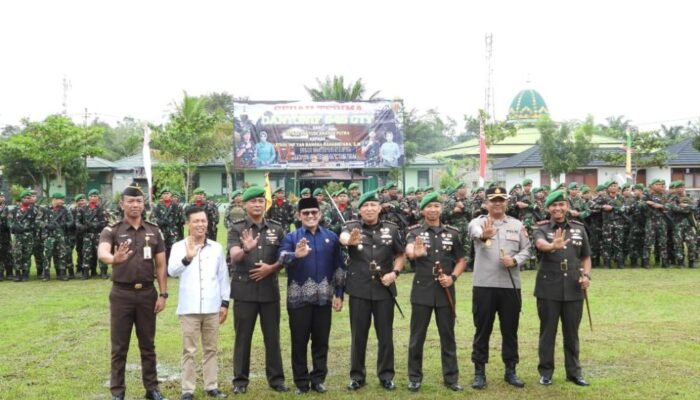 Tongkat Komando Yonif 645/Gty Berganti, Ketua DPRD Sambas Tekankan Peran Strategis TNI