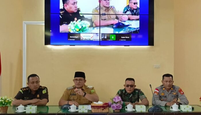 Wakil Bupati Sambas Buka Evaluasi Kinerja TPPED 2025