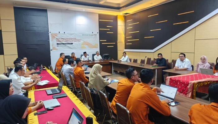 BPS Sambas Gelar FGD Standar Pelayanan Publik dan Penyusunan Sambas Dalam Angka 2026
