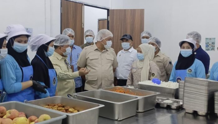 Kepala BGN Puji Kualitas Dapur MBG di Perbatasan Sambas–Malaysia