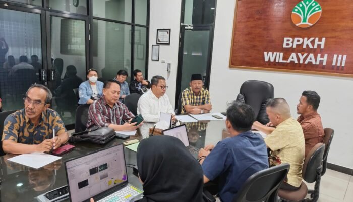 DPRD Sambas Konsultasi ke BPKH, Penetapan Hutan Lindung Picu Keresahan Warga