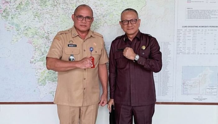 Koordinasi ke Disbunak Provinsi, Kadis PPKH Sambas Bahas Isu Strategis Peternakan