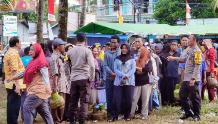 Pemkab Ketapang Gelar Operasi Pasar Murah di Benua Kayong