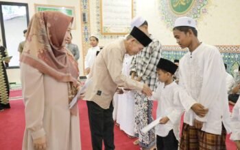 Safari Ramadan di Mekar Sari, Wabup Ketapang Salurkan Bantuan dan Serap Aspirasi Warga