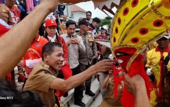 Semarak Imlek 2026, Wabup Jamhuri Amir Sambut Atraksi 10 Naga dan Barongsai di Kantor Bupati