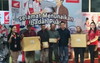 Indomotor Honda Sungai Pinyuh Gelar Buka Puasa Bersama, Bagi-bagi Souvenir untuk Masyarakat