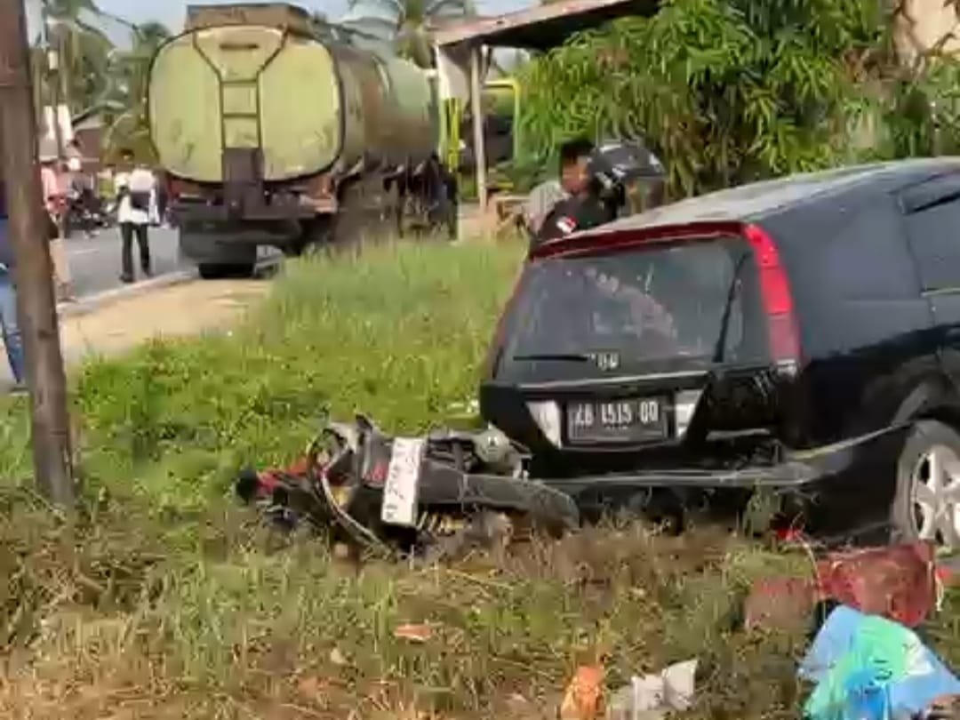 Tangkap layar video amatir kecelakaan maut di Sungai Pinyuh.